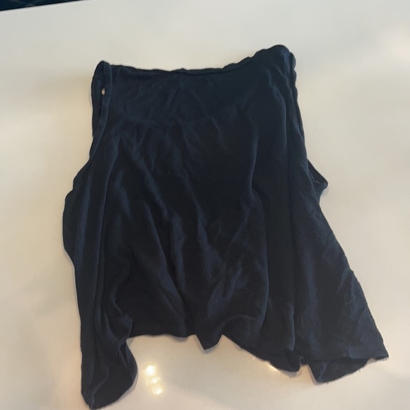 Black crop top - Picture 3 of 3